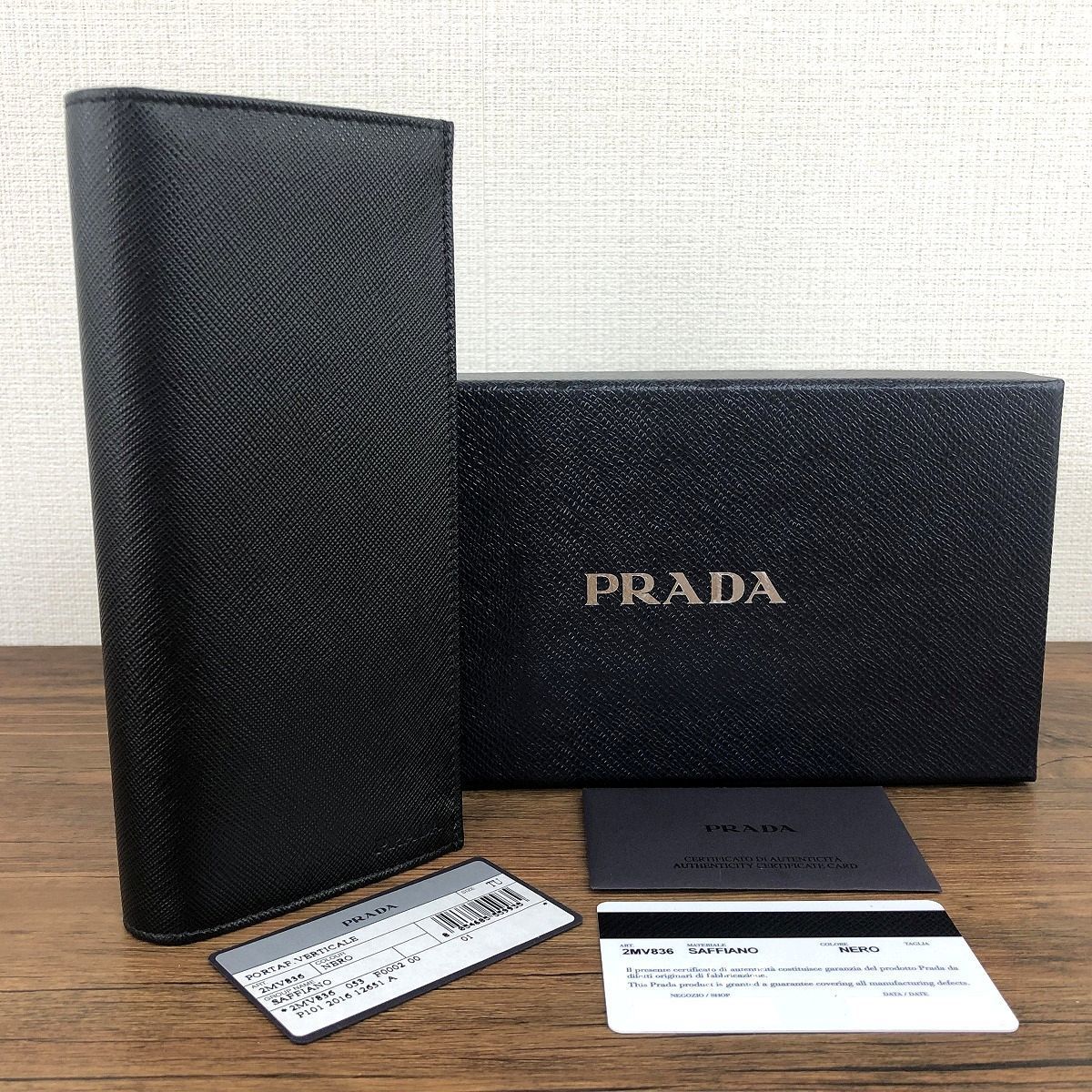 未使用品 PRADA 長財布 2MV836 NERO 箱付き 365 | www.psychologiesport.fr