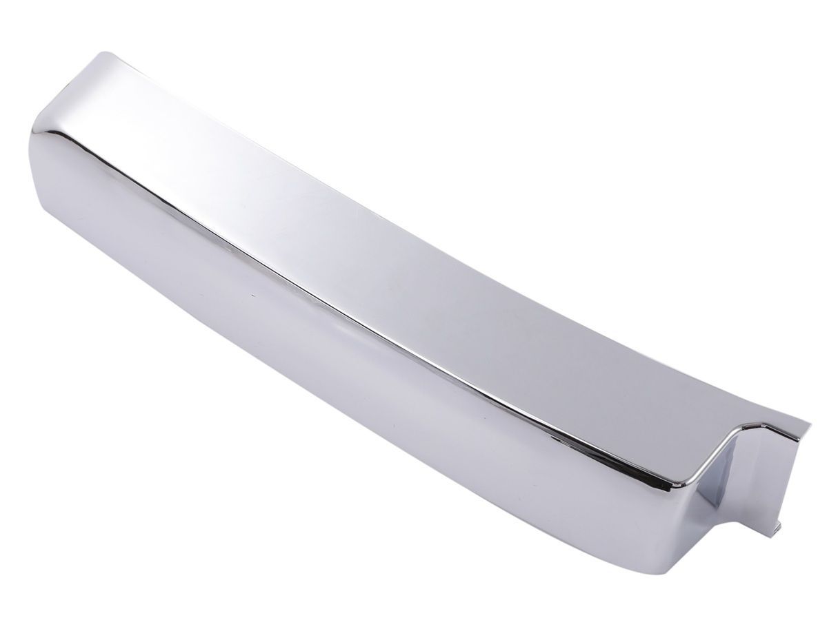 UDトラックス　１７クオン 純正 メッキ　ロアステップカバー左右セット UDトラックス 17クオン 純正 メッキ ロアステップカバー