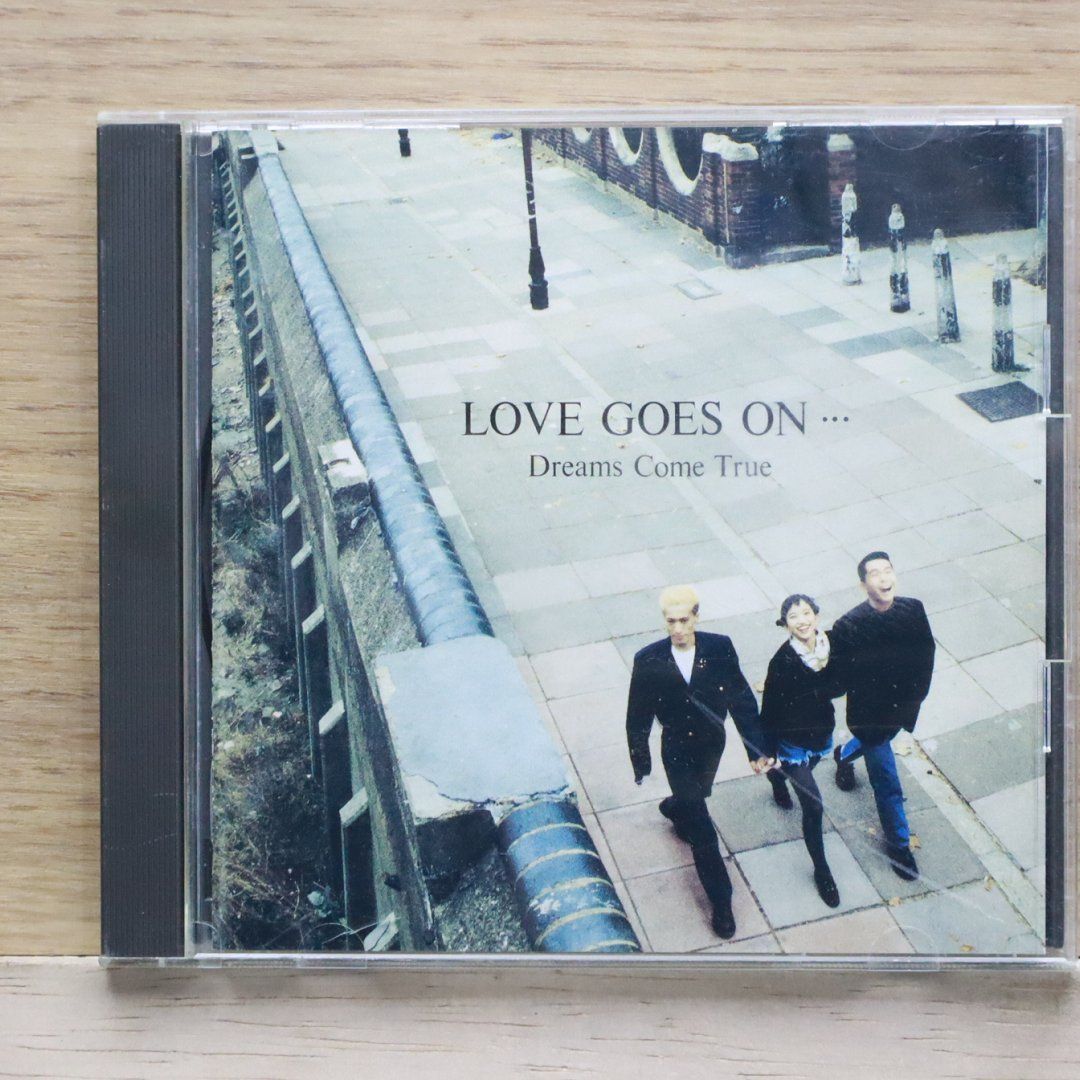 国内盤CD☆ドリームズ・カム・トゥルー/DREAMS COME TRUE□ LOVE