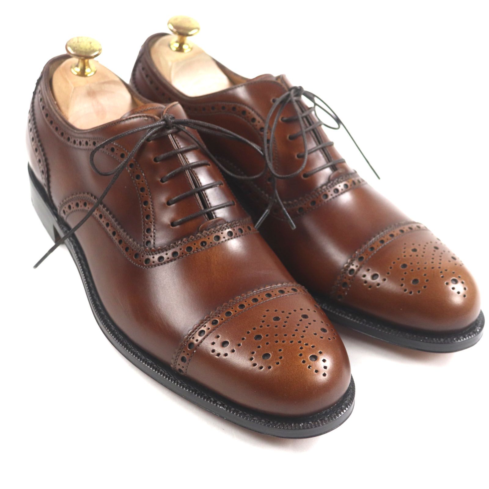 ♥品 Salvatore Ferragamo サルヴァトーレフェラガモ TRAMEZZA トラメッザ パンチドキャップトゥ メダリオン レザーシューズ ブラウン 8.5 E イタリア製 メンズ