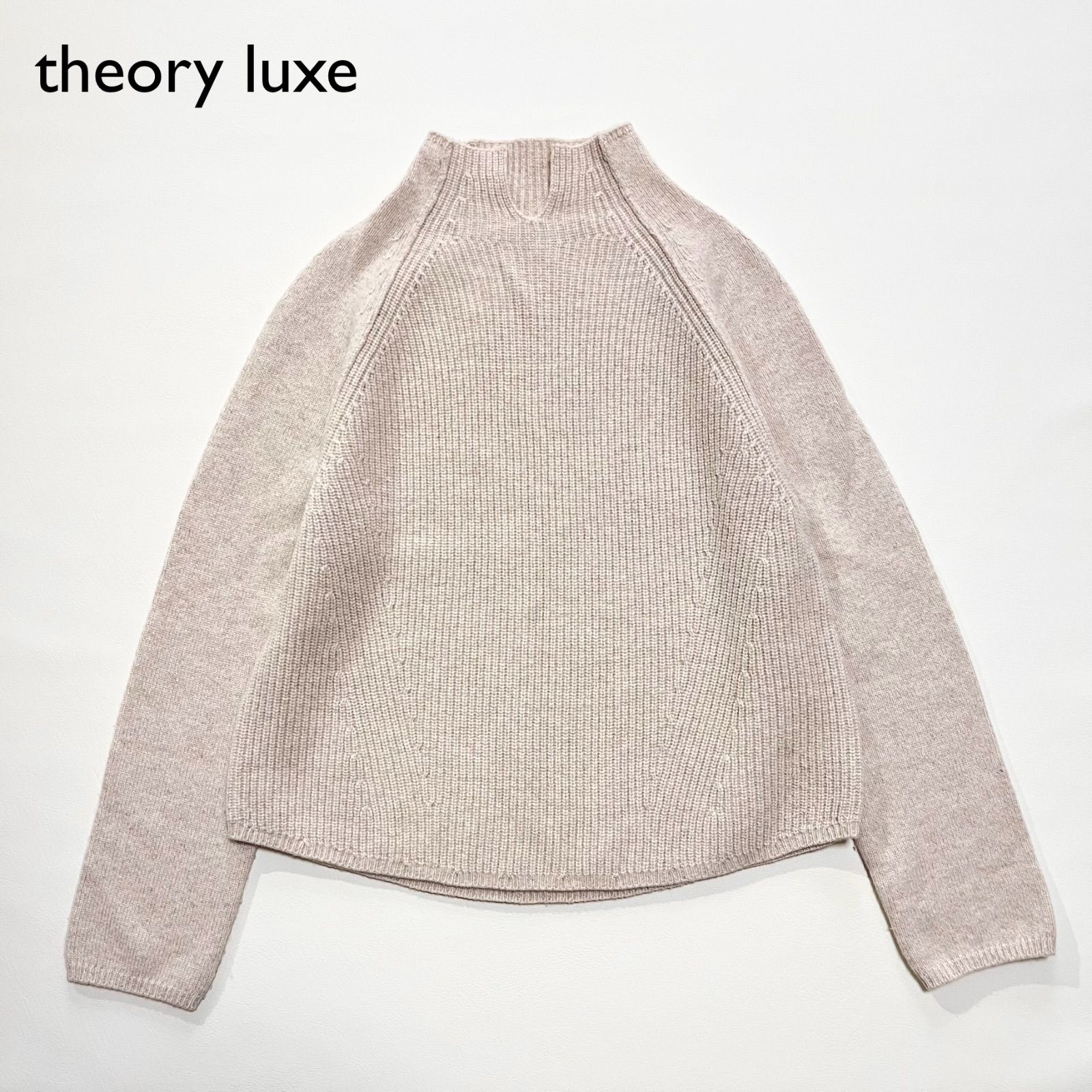 H77 theory luxe 2022AW カシミヤウールハイネックニット セーター プルオーバー Morbi Oniel 定価29,700円  ケーブルニット カシミヤ混 - メルカリ