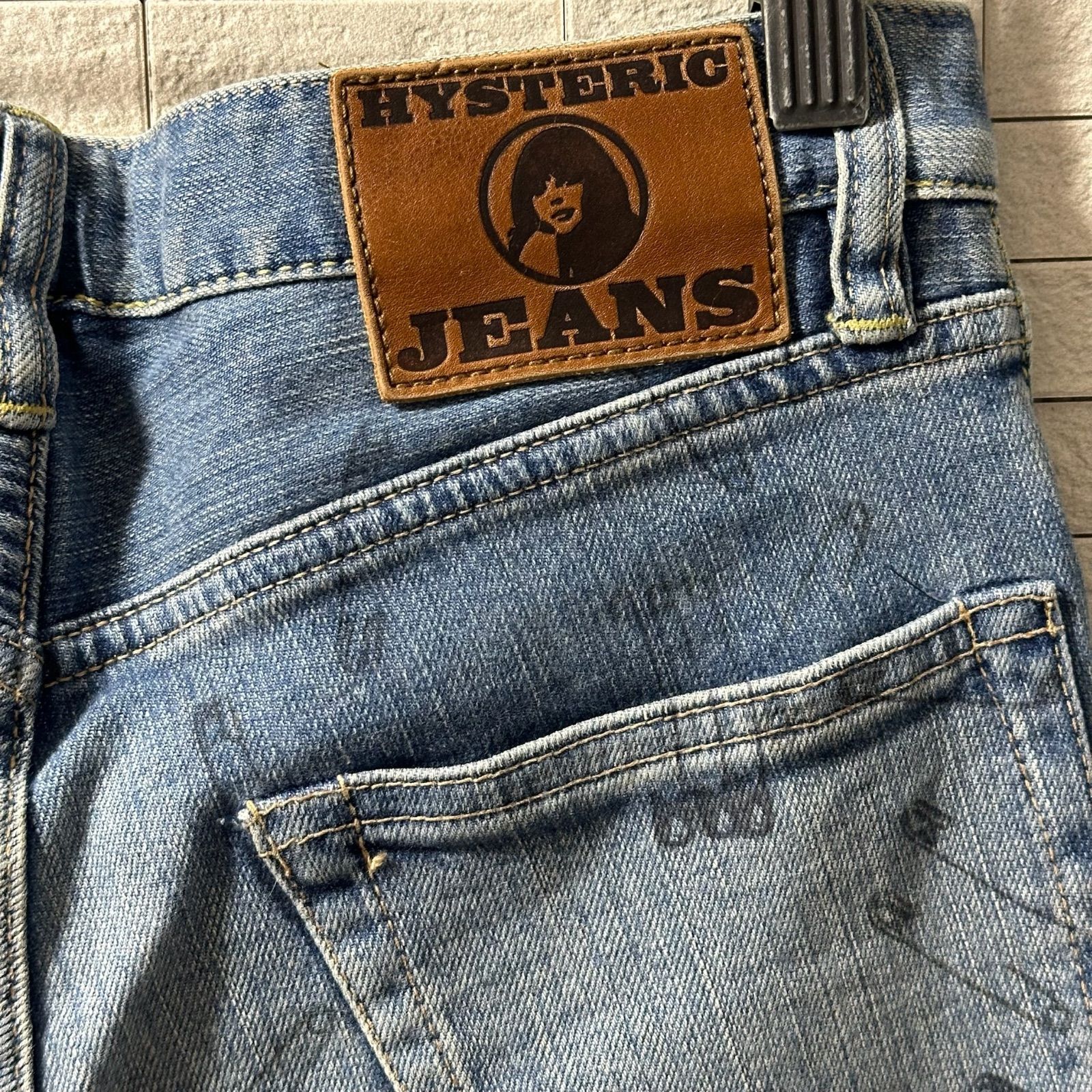 古着】USED古着 HYSTERIC GLAMOUR ヒステリックグラマー 安全ピン プリント 加工 デニムパンツ インディゴ スタッズ 日本製 ヒス  HYS 0103AP06 240928-09 - メルカリ