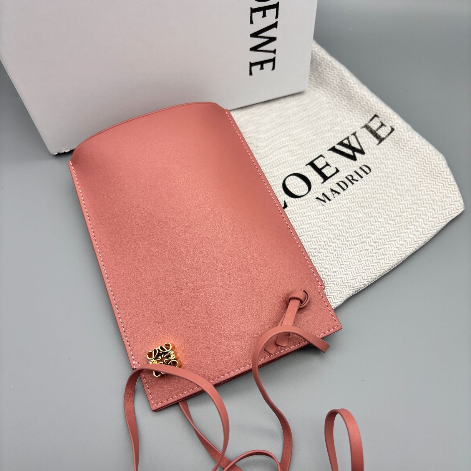 ロエベ LOEWE ダイスポケット ショルダーバッグ ピンク - メルカリ