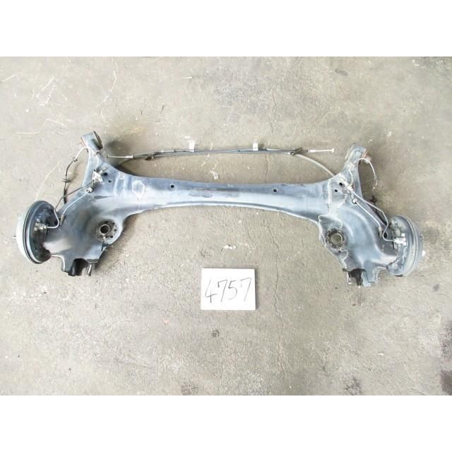 R1年 Ｎ－ＢＯＸ カスタムG JF3 リアアクスルビーム ABSセンサー付 42100-TTA-J12 203587 4757