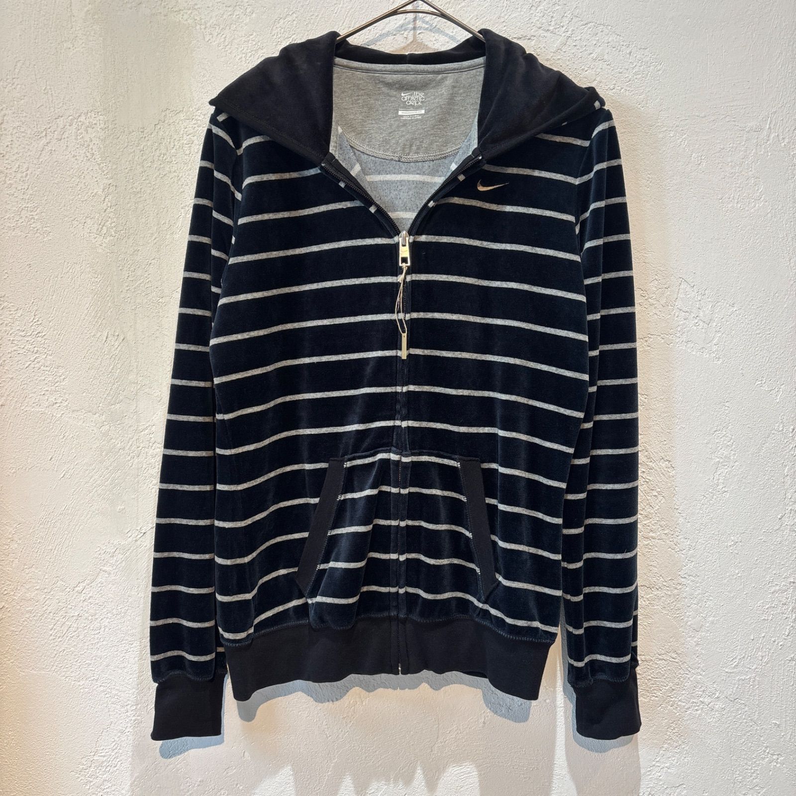 NIKE ボーダー ベロア地 ジップパーカー ウィッシュコア