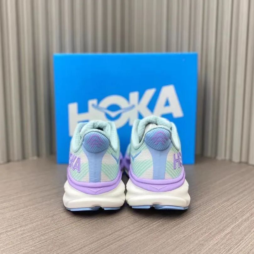 【人気商品・新品未使用】HOKA ONE ONE Clifton 9 ランニングシューズ スニーカー メンズ レディース ホカオネオネ CLIFTON9 HOKA 19