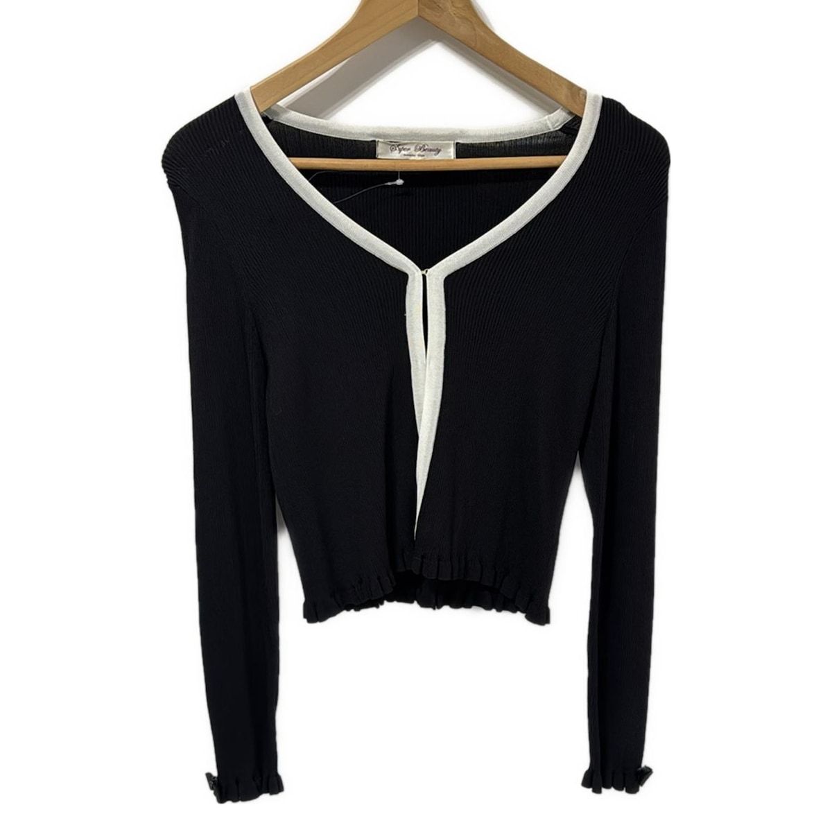 SUPERBEAUTY(スーパービューティー) カーディガン サイズ42 L レディース美品 - 黒×白 長袖 - メルカリ スーパービューティー42白カーディガン