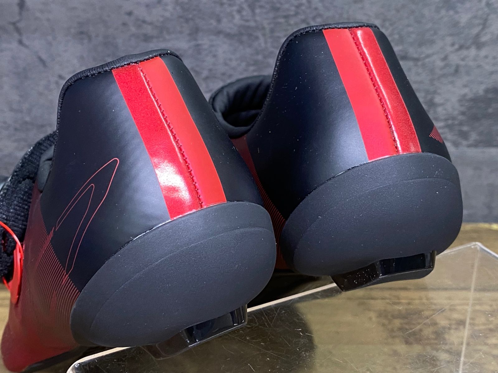 ビンディングシューズ