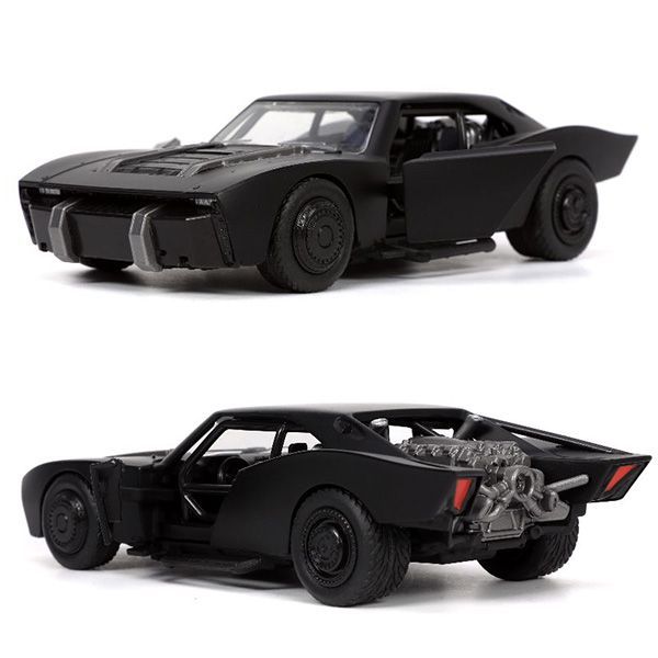 1:32 2022 THE BATMAN BATMOBILE w/BATMAN【バットモービル