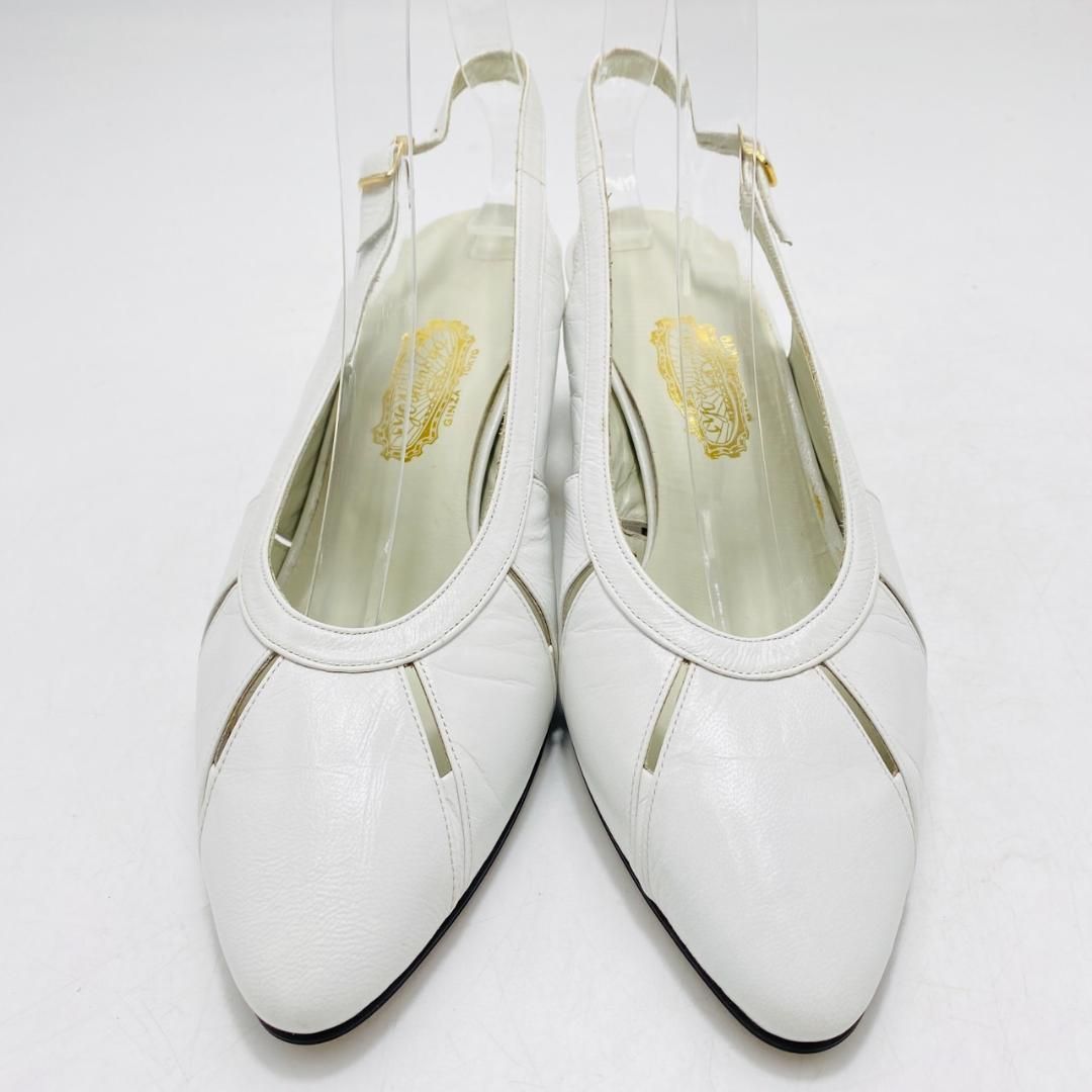 【美品】銀座ヨシノヤ (23) パンプス ラウンドトゥ ストラップ 本革 美品】銀座ヨシノヤ (23) パンプス ラウンドトゥ ストラップ 本革