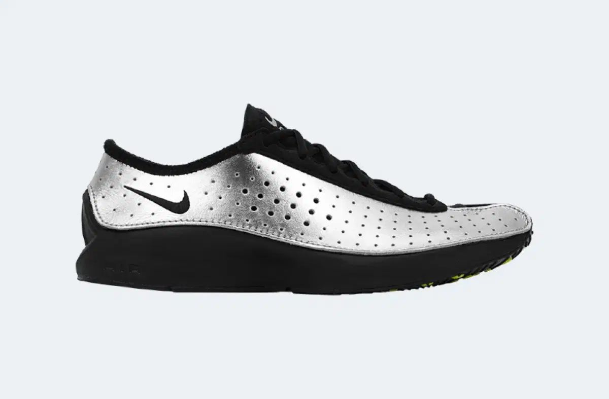 250 NIKE ナイキ スプレッドフライ IB5824 ー 001
