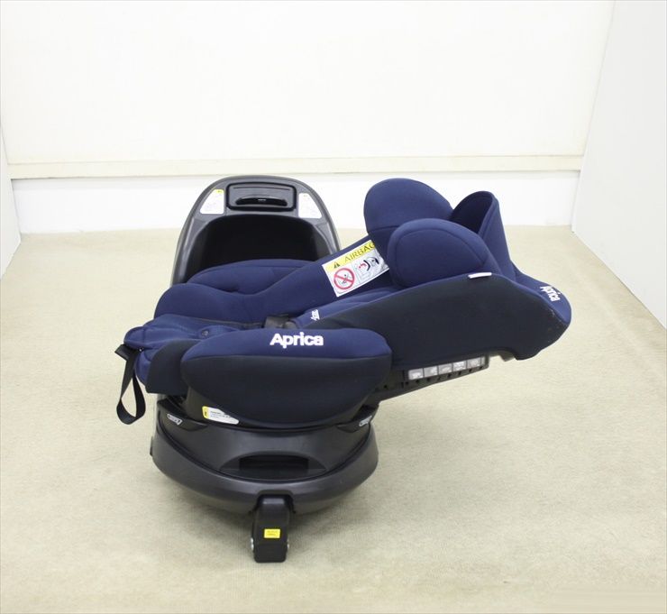 美品 ディアターン プラス ISOFIX AB ネイビーNV 2107741 アップリカ 2019モデル 平らなベッド型 新生児OK クリーニング済み  C3320619 KIDS FAN メルカリ