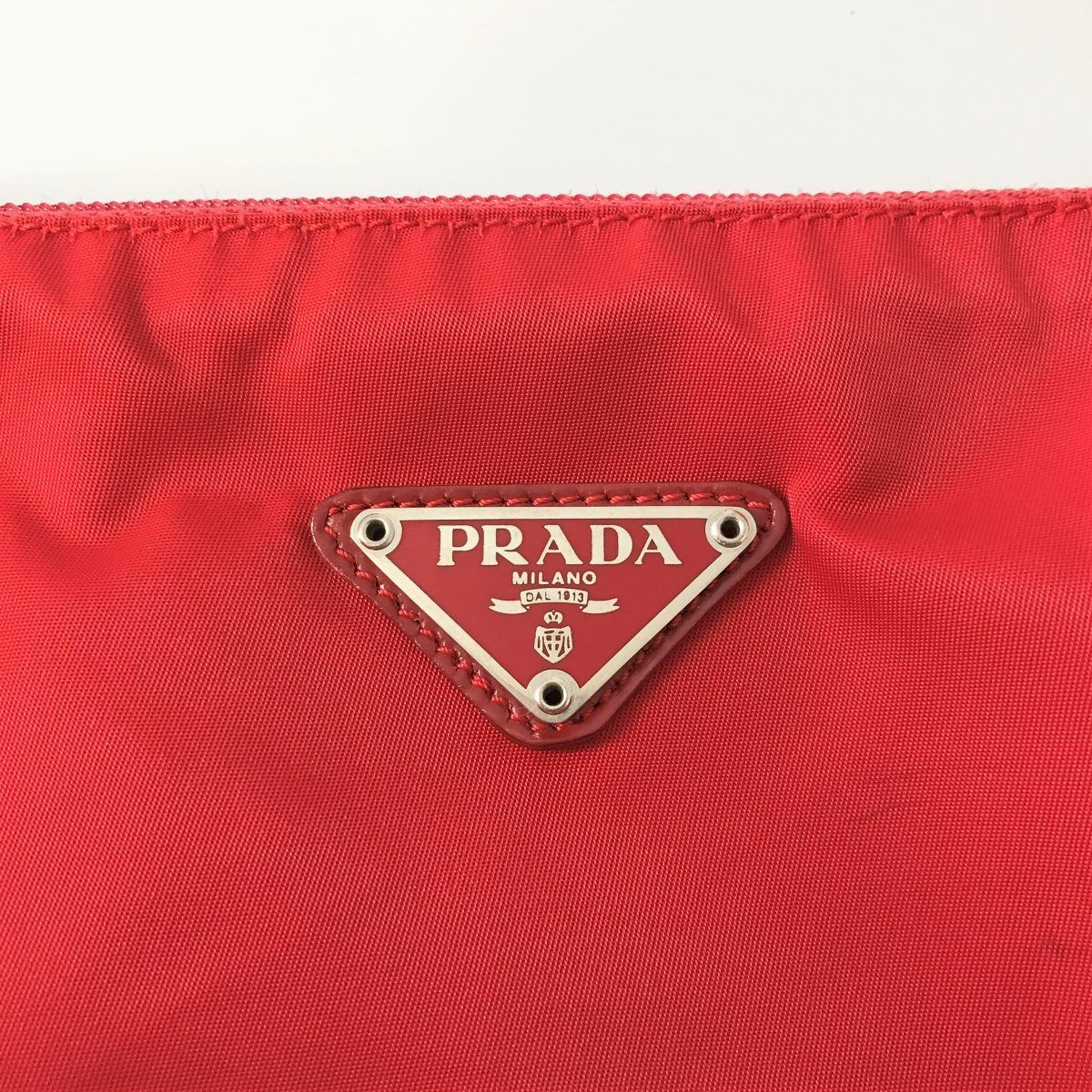 セール PRADA プラダ ポーチ 化粧ポーチ 小物入れ ナイロン レッド 赤