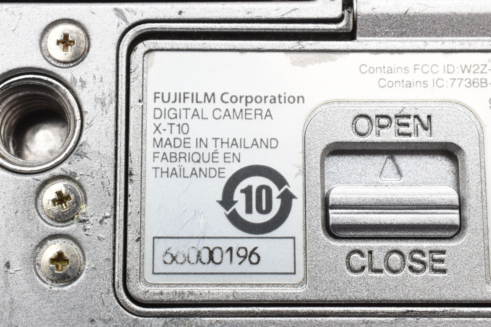 現状品 Fujifilm X-T10 シルバー バッテリーチャージャーセット
