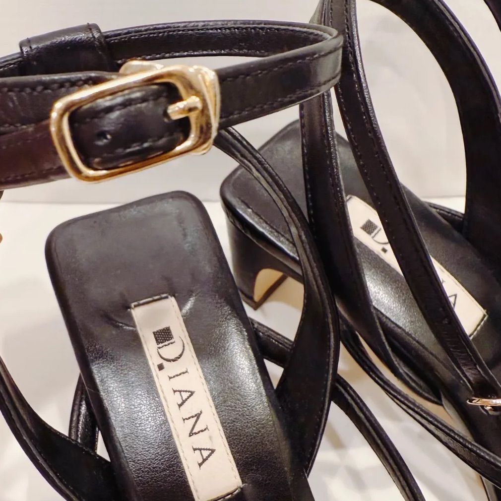 極美品】DIANA（ダイアナ） 22センチ サンダル 細ストラップ