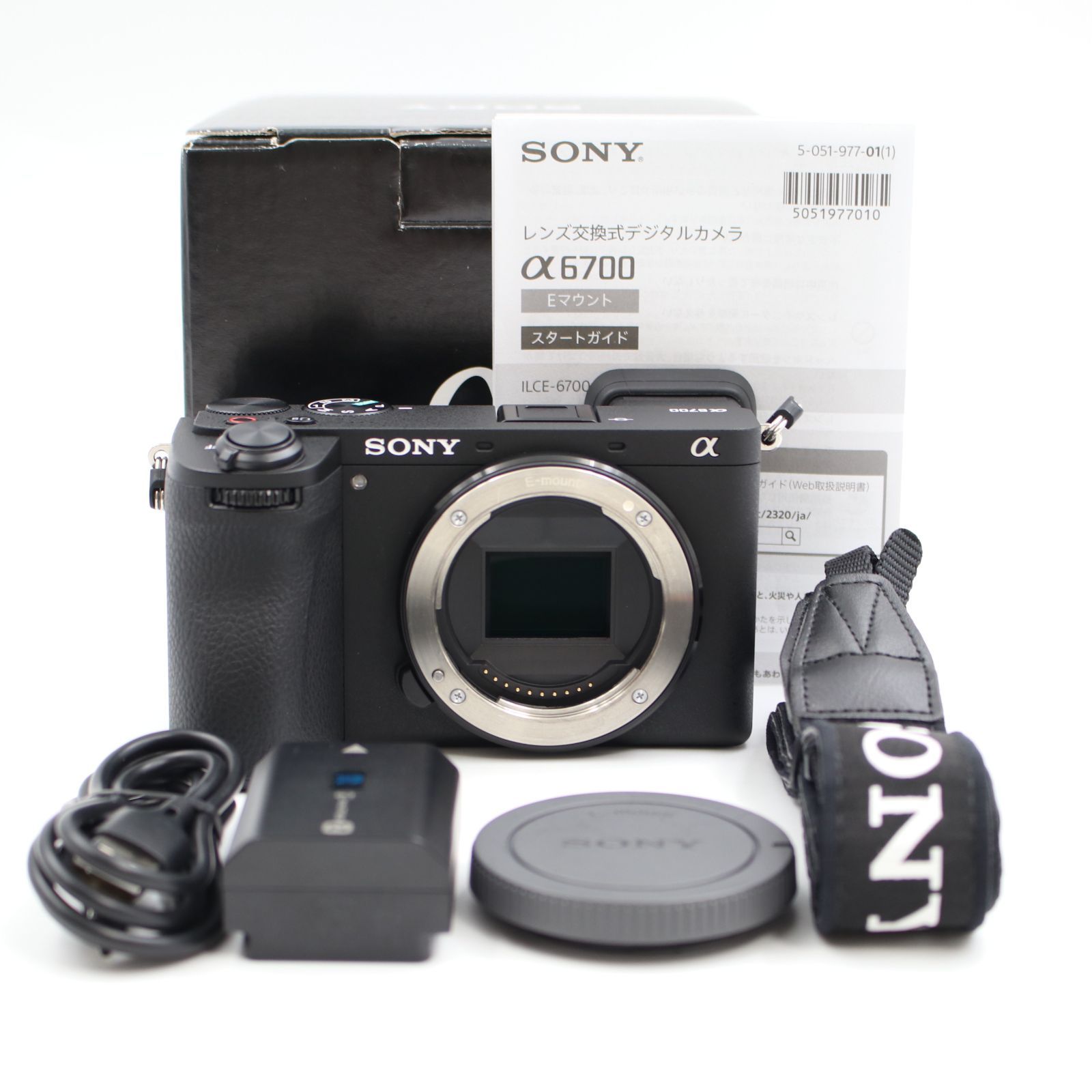 □シャッター数5650枚！新品同様□ SONY α6700 ボディ ブラック