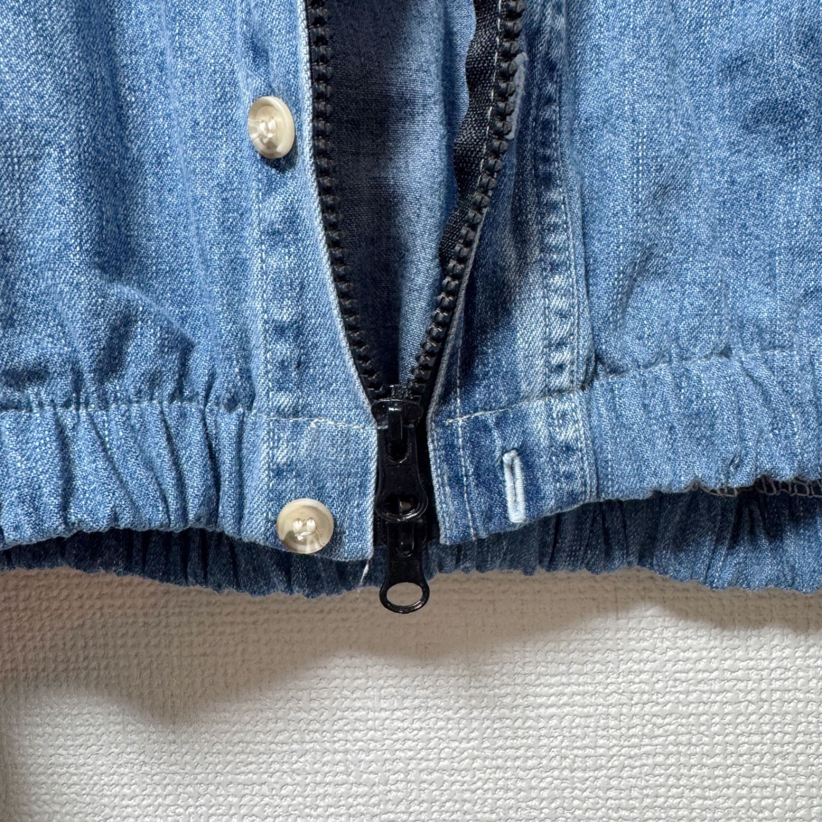 カーハート クロップド丈 デニム シャツ ジャケット Mサイズ デニム 