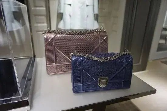 Dior ディオール ラマ メタル チェーン クロスバッグ