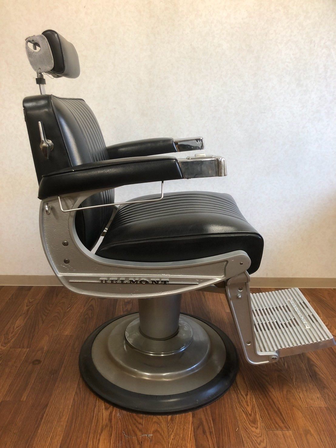 タカラベルモント電動カットイス タカラベルモント合成皮革の電動美容