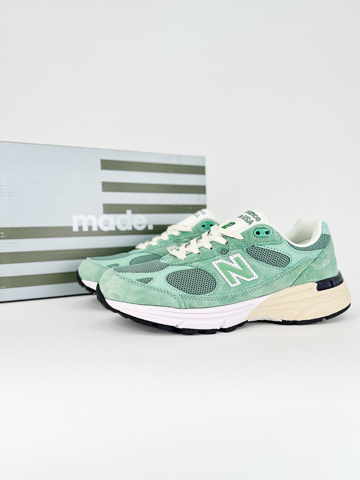 New Balance ニューバランス U993GW