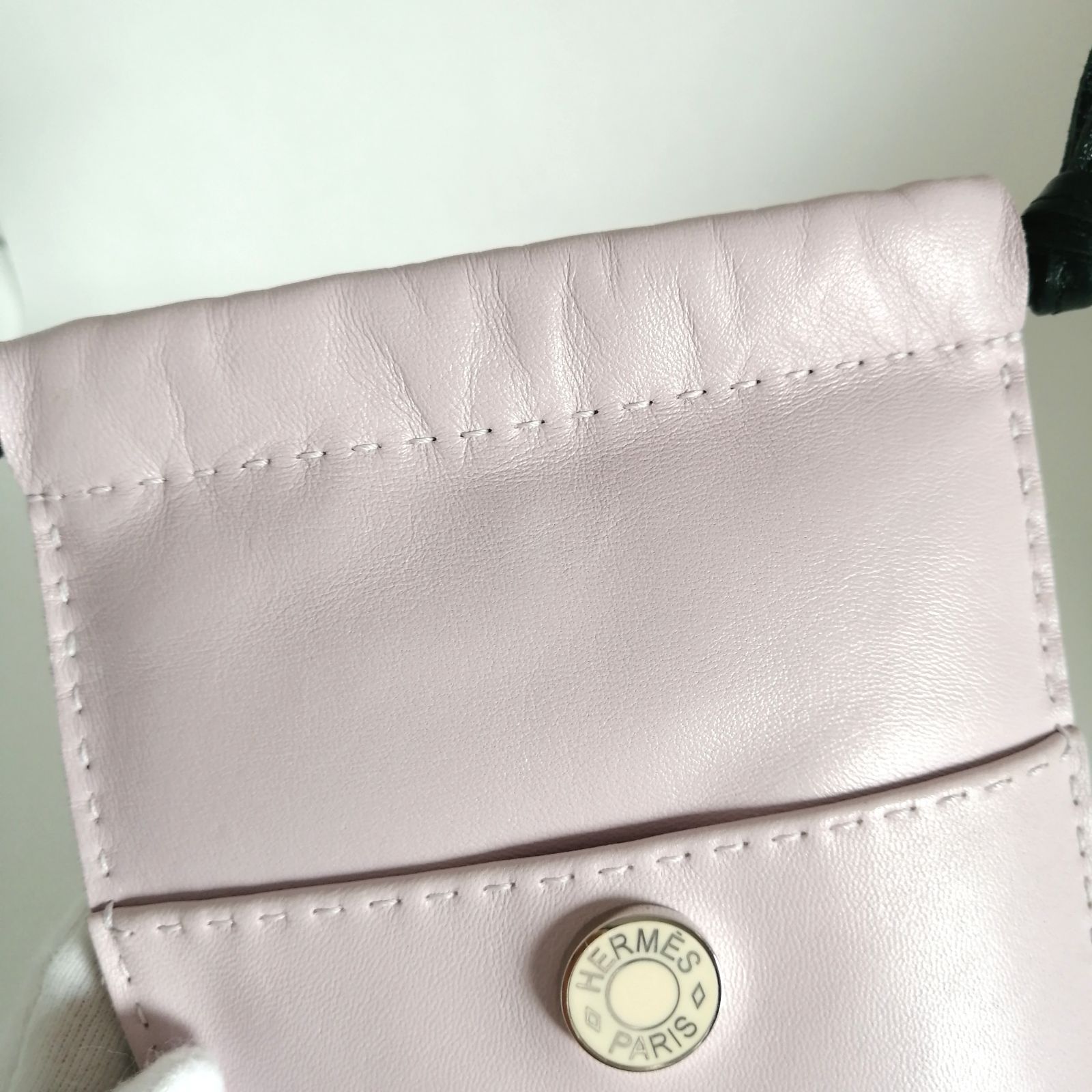 ❤美品❤　エルメス　HERMES　ピロ　スマートフォンケース　ポーチ　929 美品 エルメス HERMES ピロ ポシェット スマホポーチ 薄紫 【929