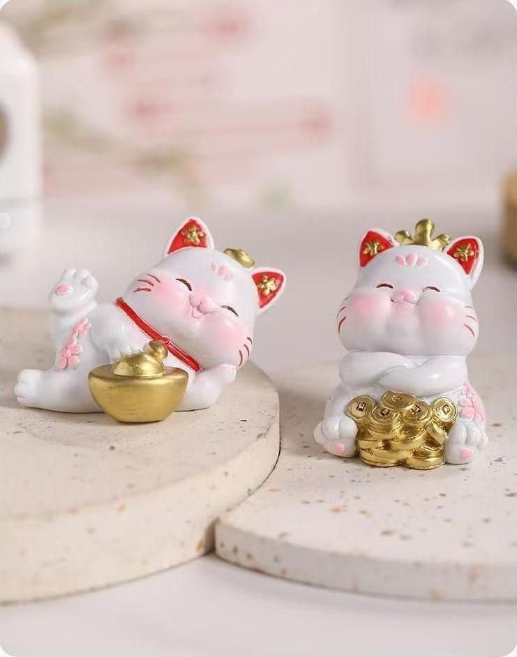 【♥︎】幸運な猫の置物 彫刻 化粧品 オフィステーブル 幸運な猫の置物 彫刻 化粧品 オフィステーブル 置物です