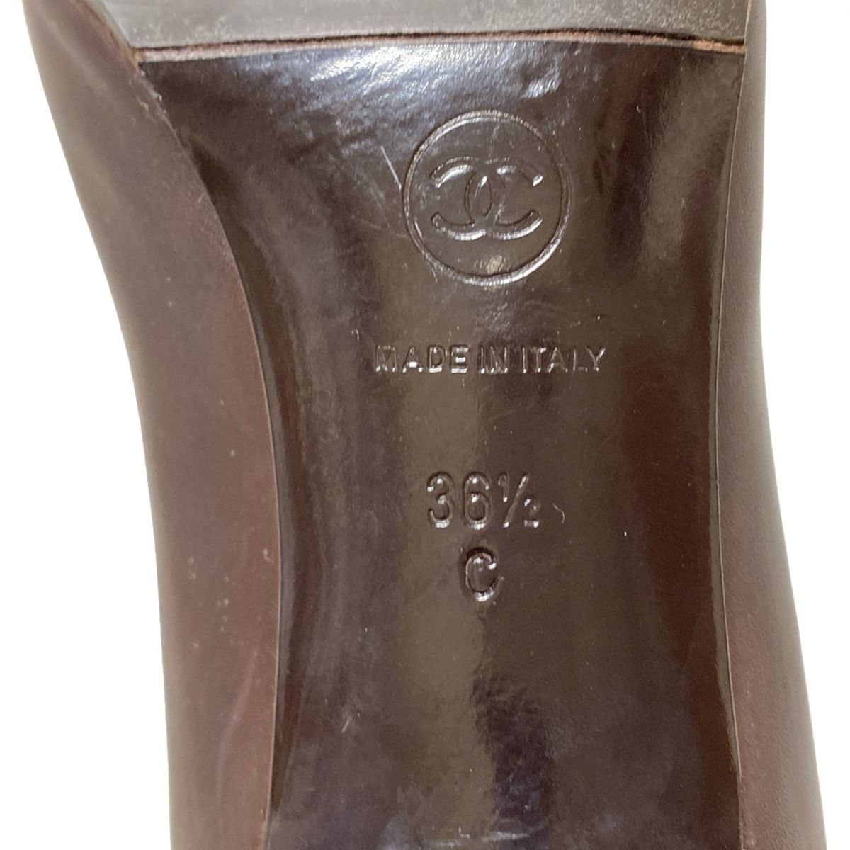 お値下げ✨✨CHANEL カメリアパンプス36 1/2 CHANEL(シャネル) パンプス 36 1/2C レディース - ダーク
