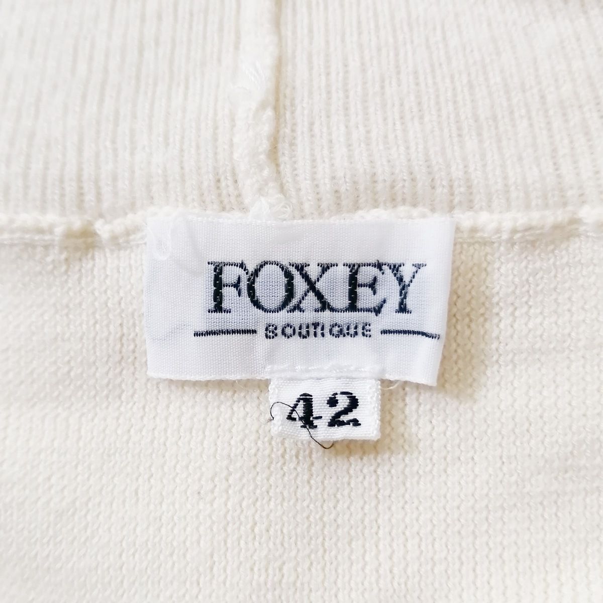 FOXEY(フォクシー) 長袖セーター サイズ42 L レディース - アイボリー タートルネック