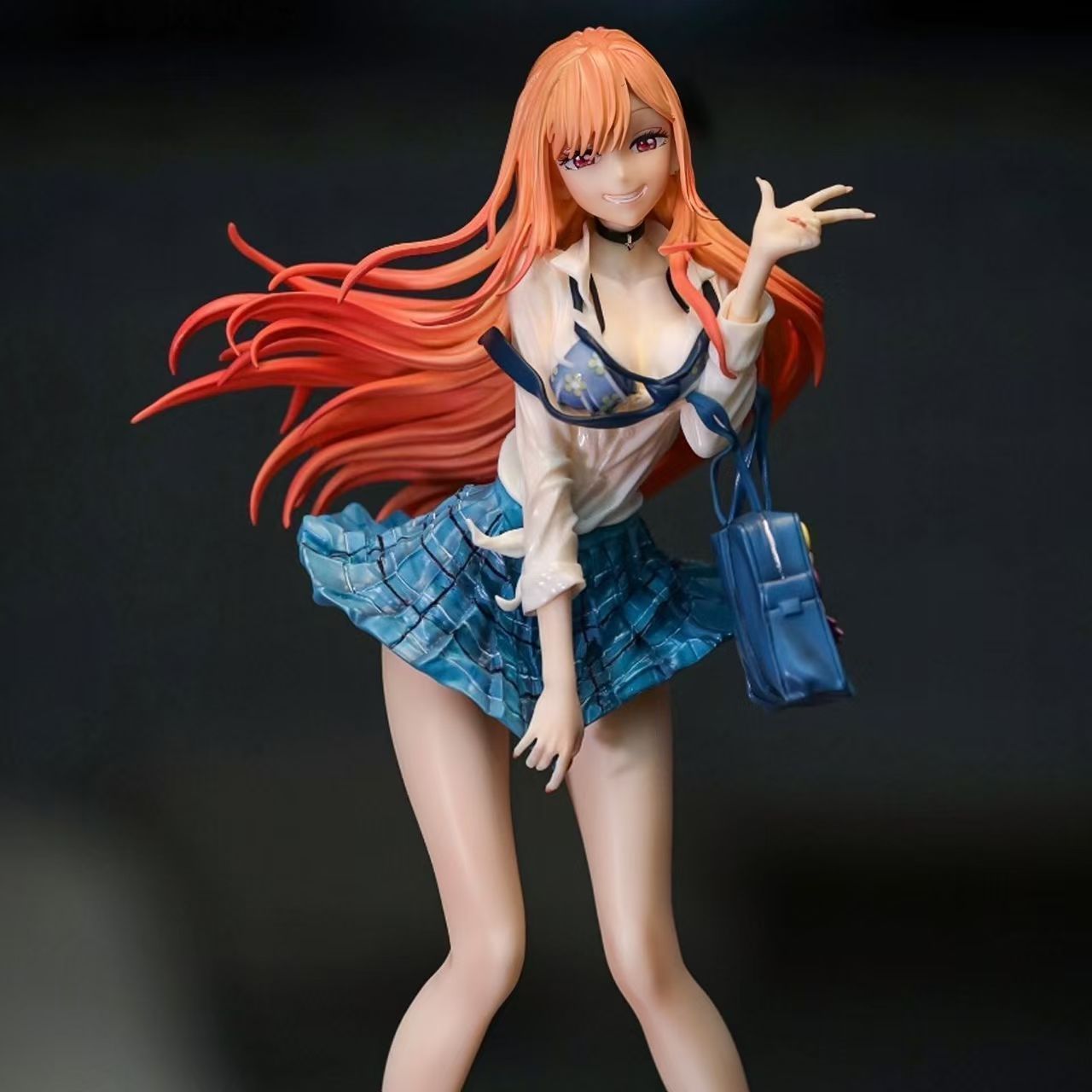 着替え人形恋に落ちたフィギュアビーチ喜多川海夢制服水着美少女アニメフィギュア