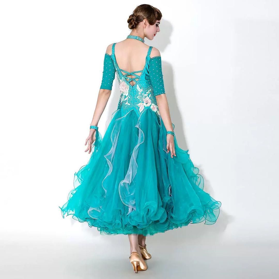 ストーン付スタンダードドレス✨競技会や発表会、デモやダンスパーティに！ ストーン付きスタンダードドレス！競技会やデモ、発表会で大注目の