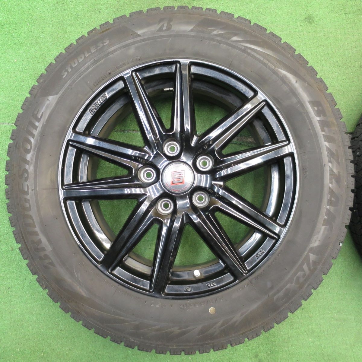 8.5分 スタッドレス