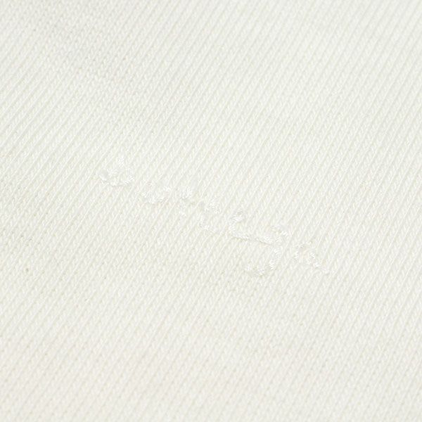 ボッテガ・ヴェネタ BOTTEGA VENETA  レディース ワンポイントロゴ刺しゅう Tシャツ【オフホワイト】 707791 VKLZ0 9071/【2023SS】l-tops ボッテガ・ヴェネタ BOTTEGA VENETA レディース ワンポイント