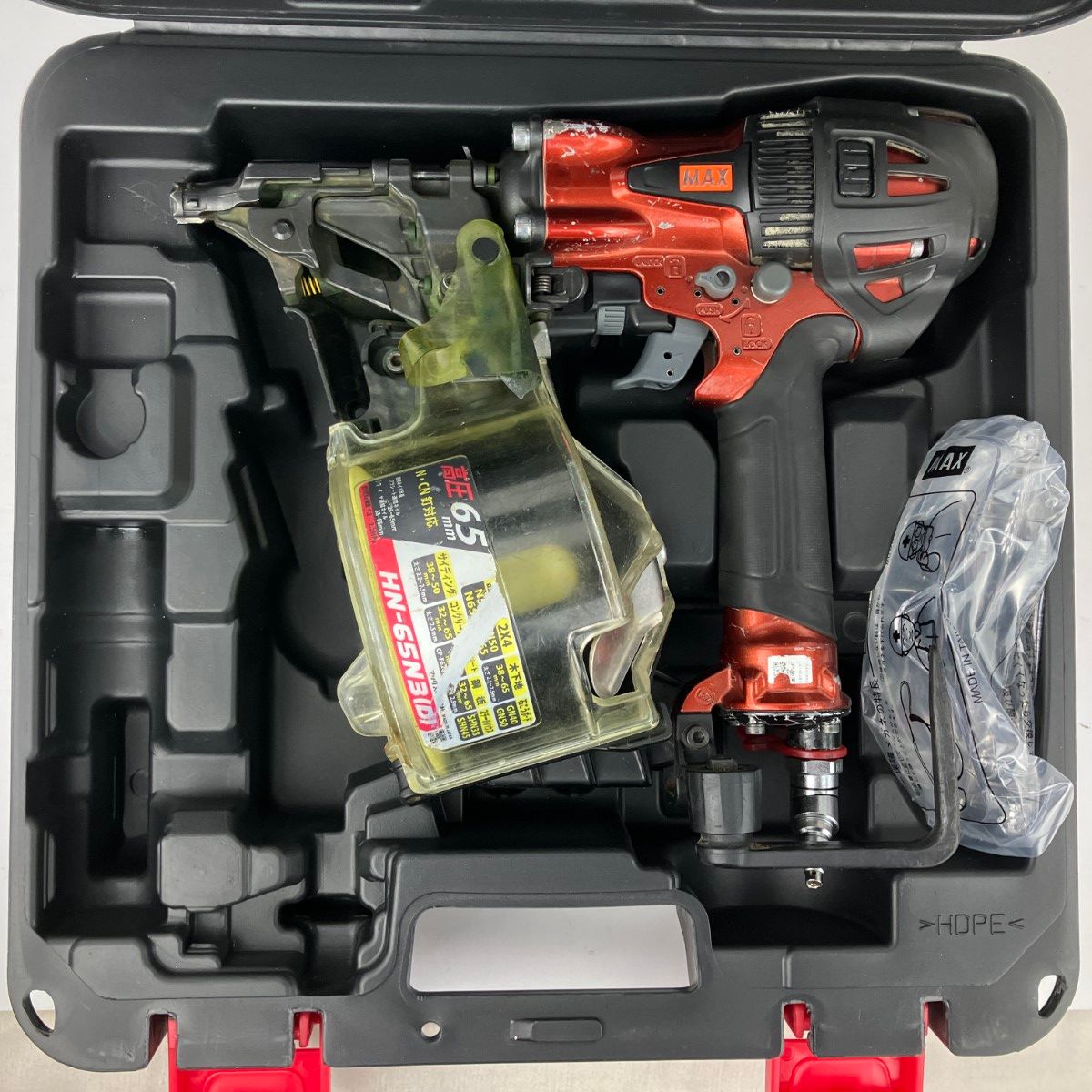 ЗЗMAX マックス 65mm 高圧 エア釘打ち機 ケース付 HN-65N3 D レッド