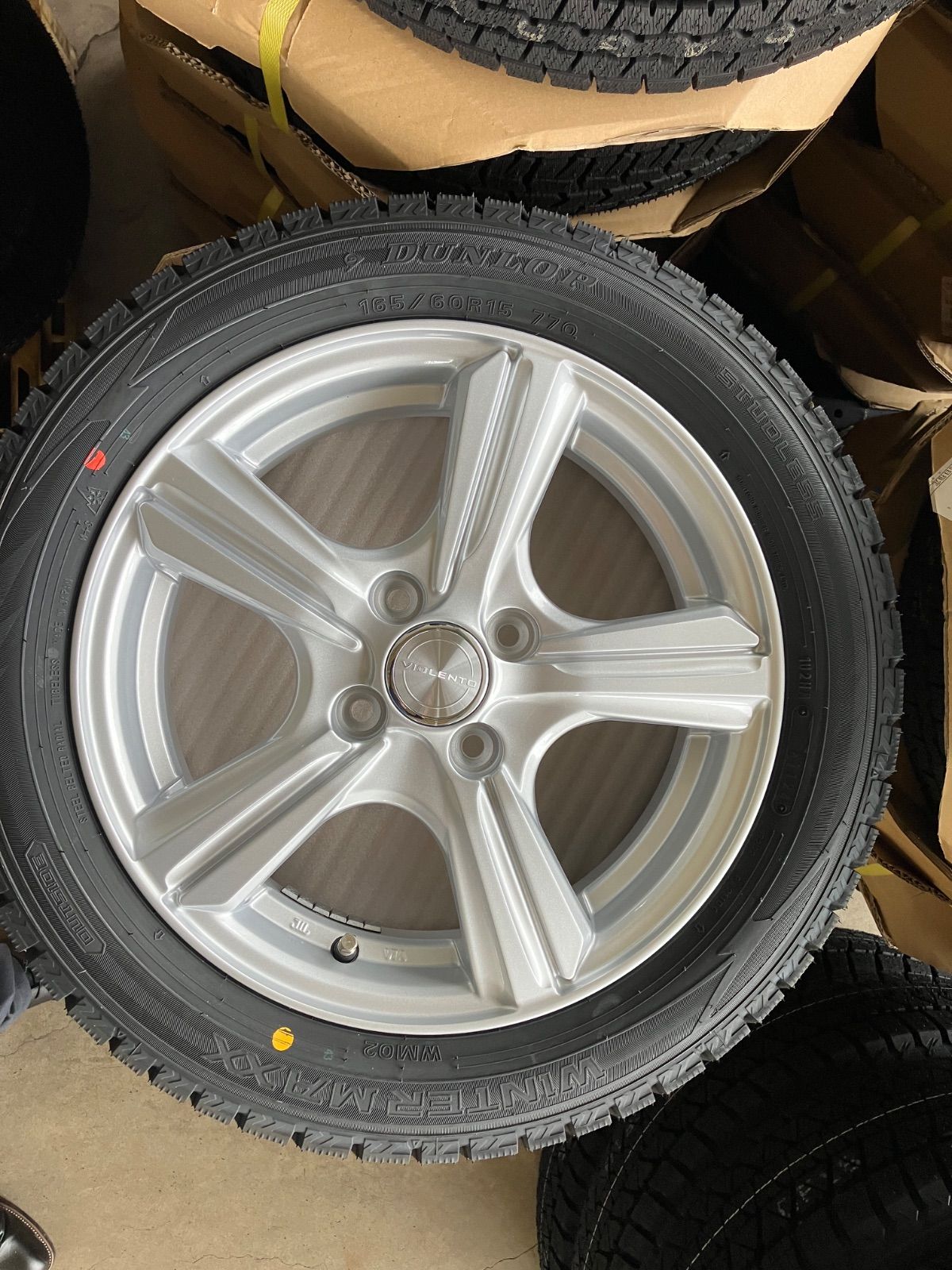 ダンロップ ウィンターマックス02 24年製造 165|60R15 アルミセット