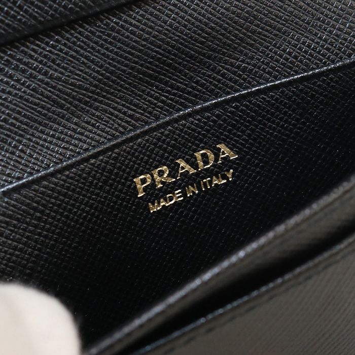 未使用級✨プラダ 名刺入れ カードケース サフィアーノレザー 三角ロゴ ブラック 未使用級◇PRADA プラダ 名刺入れ サフィアーノレザー 三角