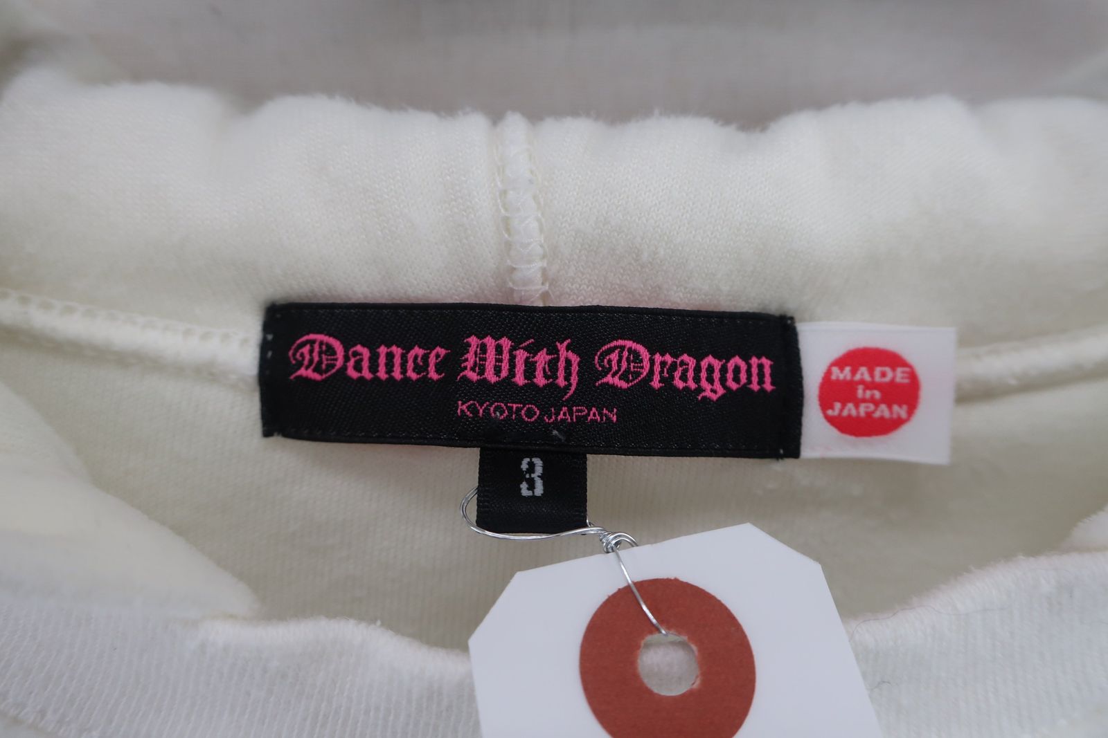 Dance With Dragon(ダンスウィズドラゴン) パーカー 白