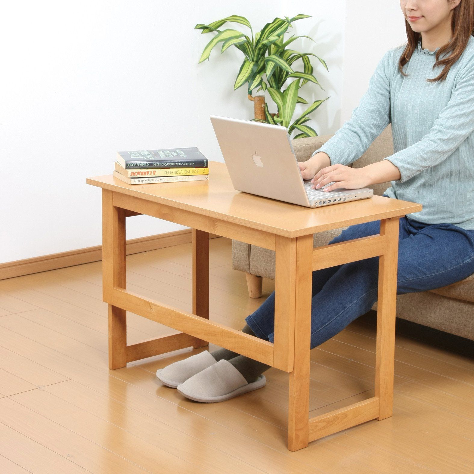 【在庫処分】天然木折りたたみテーブル 収納可能 組み立て不要 完成品 高さ69cm ナチュラル