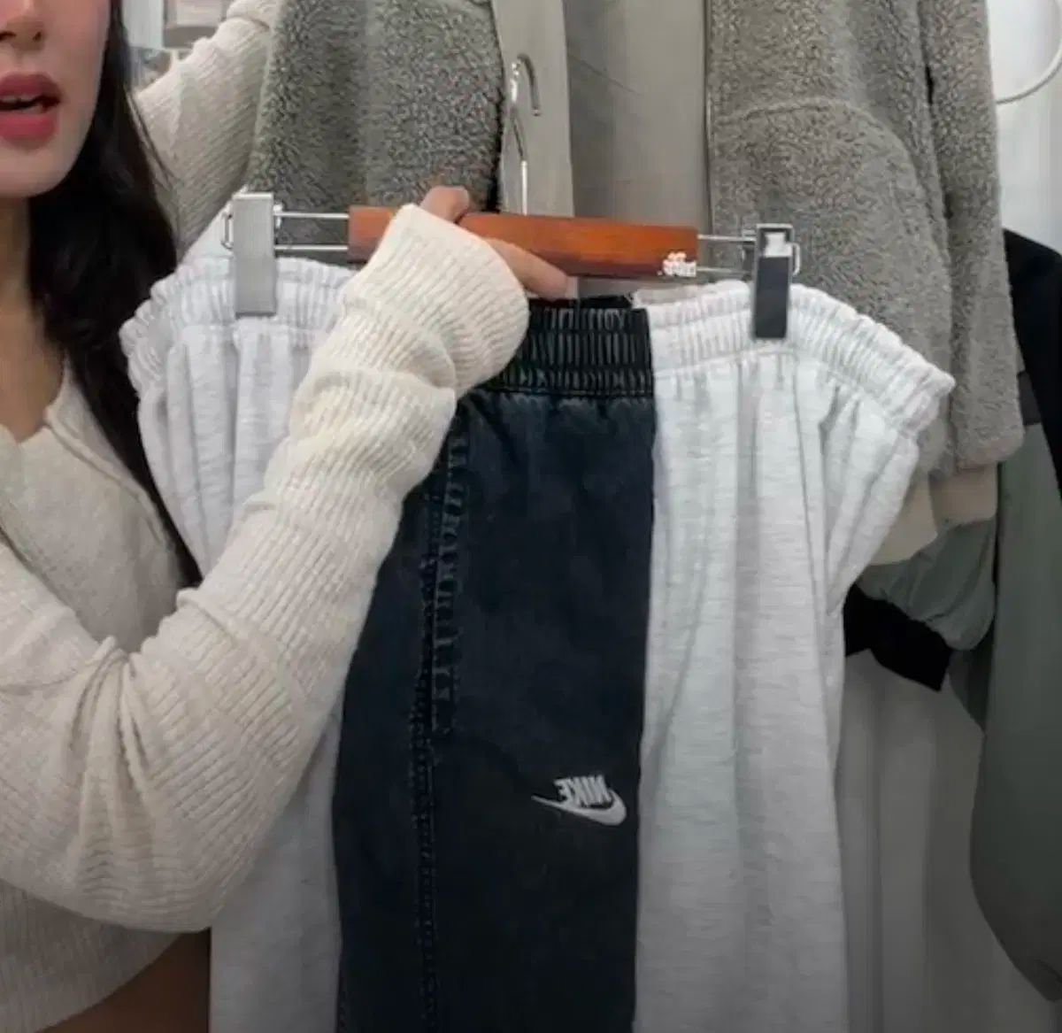 ビンテージで楽しむ 裏起毛チュチュ NIKE ナイキ ホワイトソルト