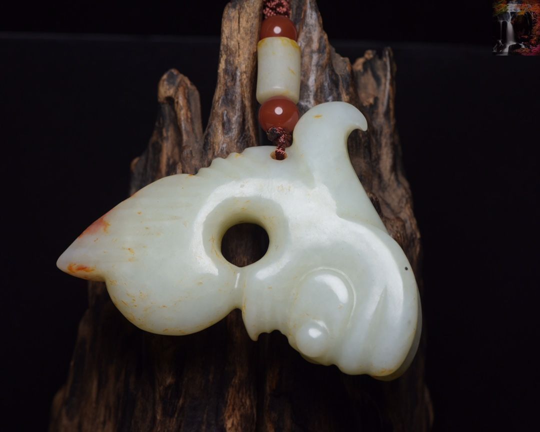 旧家蔵出し 和田玉細密彫 高古件 透空彫 玉豬龍 根付 置物 賞物 供養品