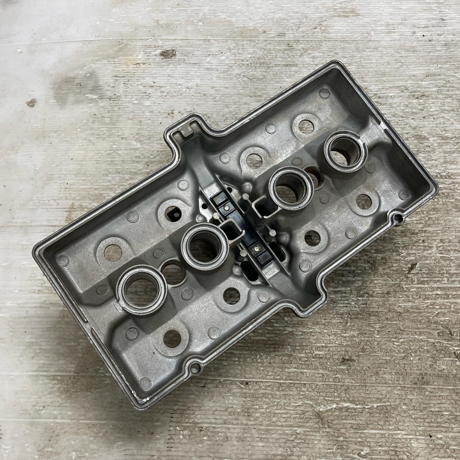好評発売中 SUZUKI バンディット250 GJ74A シリンダーヘッド ASSY スズキ