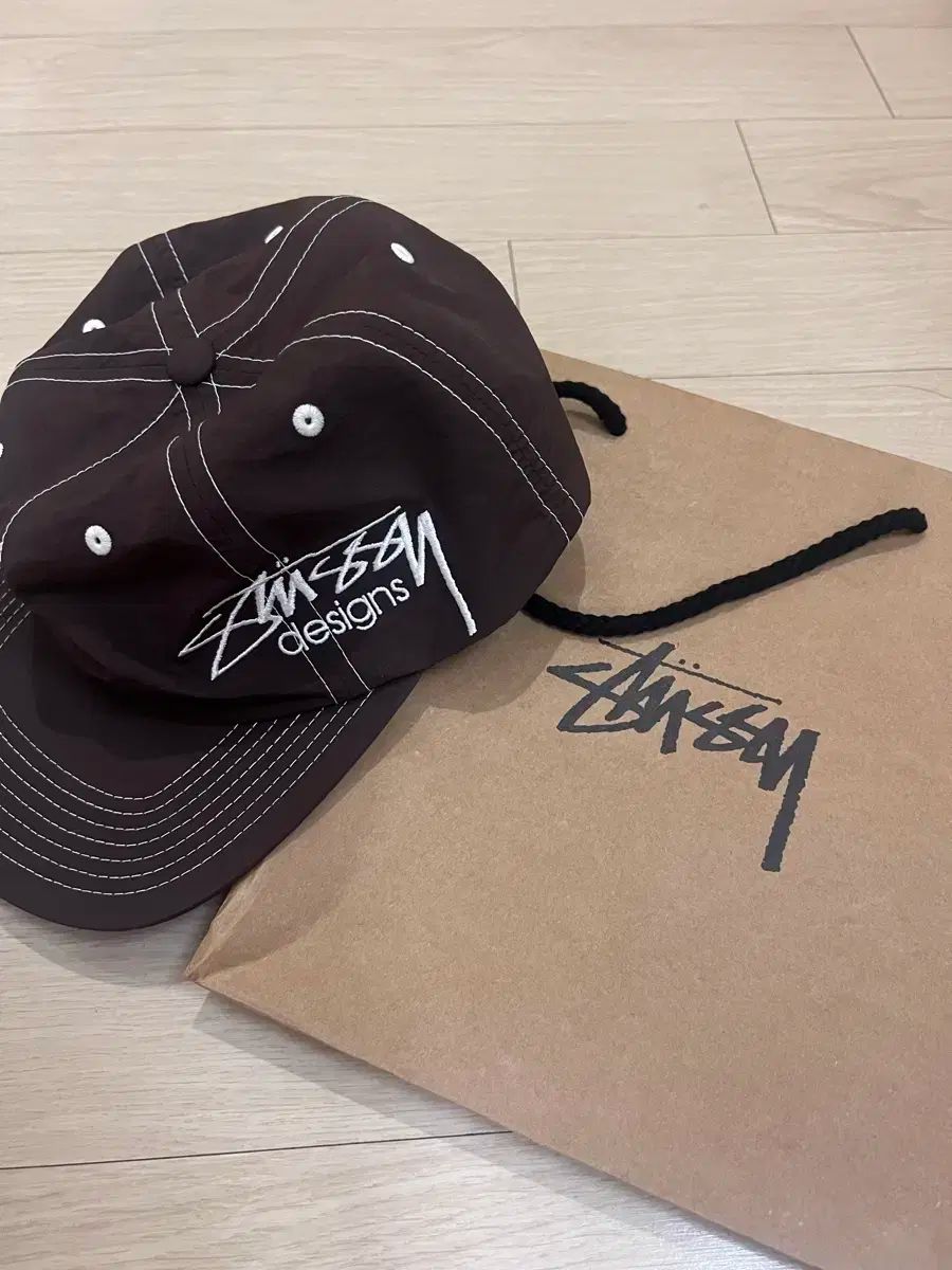 Stussy 刺繍Sロゴ ブラックキャップ 小売 Stussy ブラック キャップ
