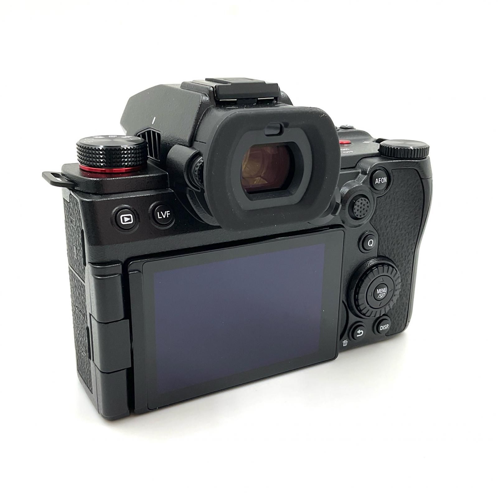 ショット数1,097枚 OM-D E-M10 MarkIII ダブルズームキット ショット数1,097枚 OM-D E-M10 MarkIII ダブルズームキット ショット数