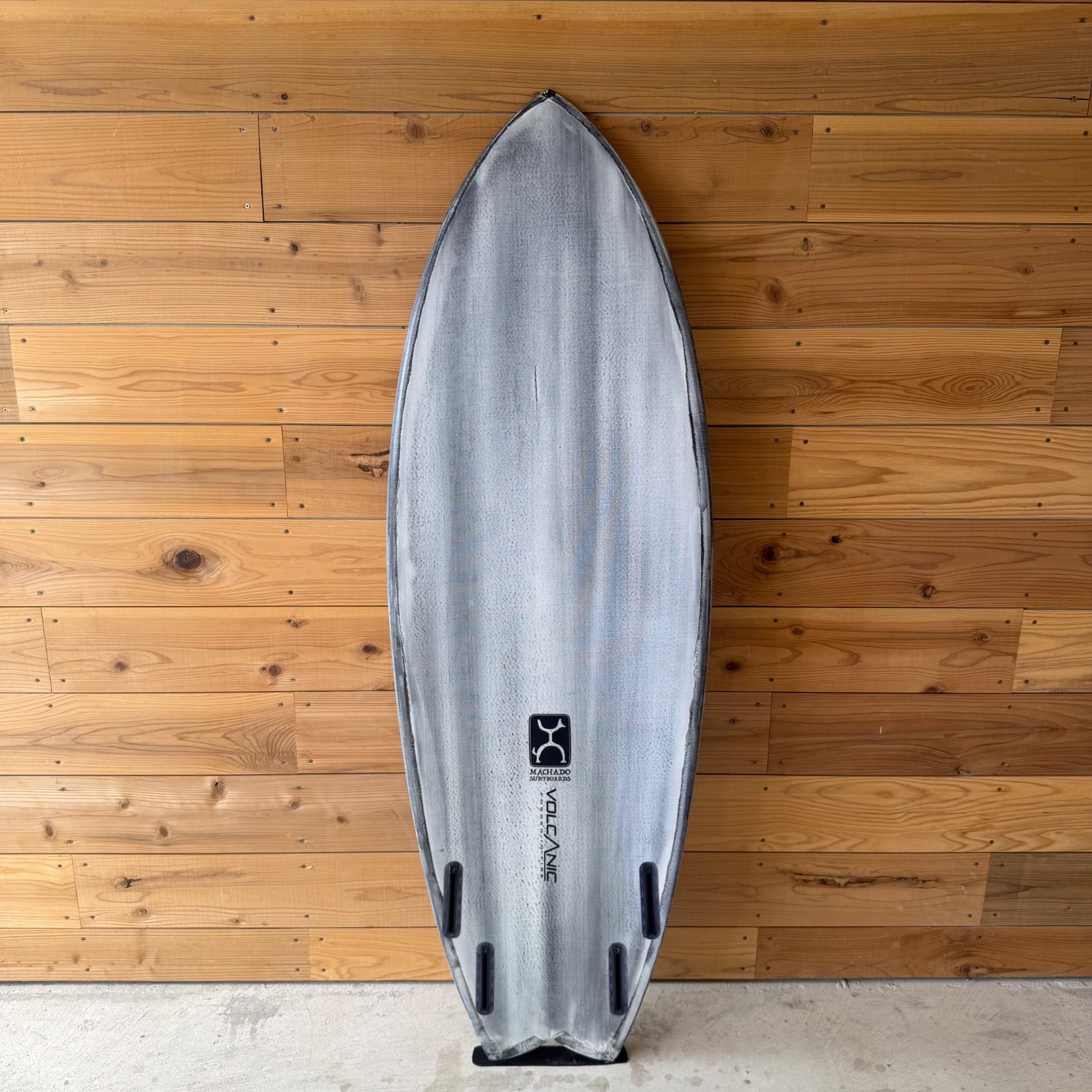 Firewire Seaside Volcanic 5' 8\" 35.4L 美品 Firewire Seaside Helium Volcanic Surfboard – Cleanline Surf