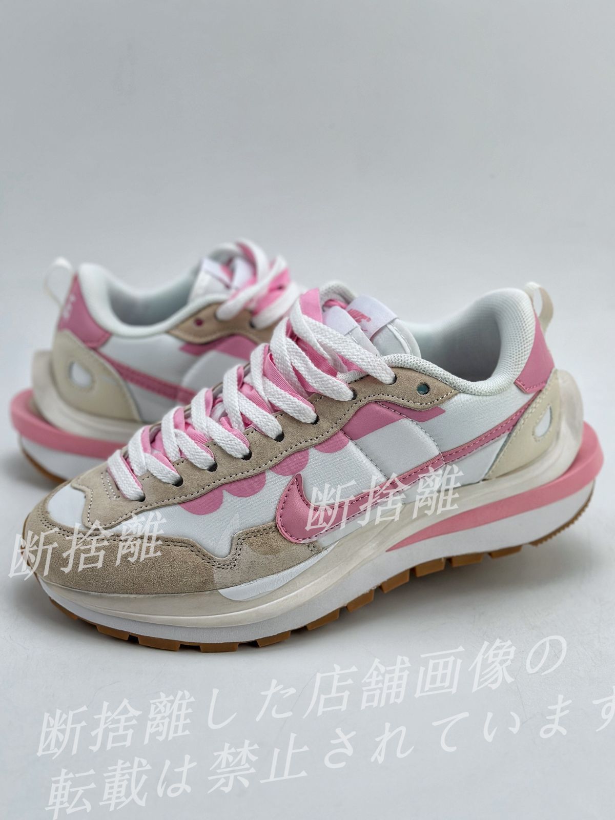 新品 Sacai x NIKE VAPORWAFFLE  靴  スニーカー