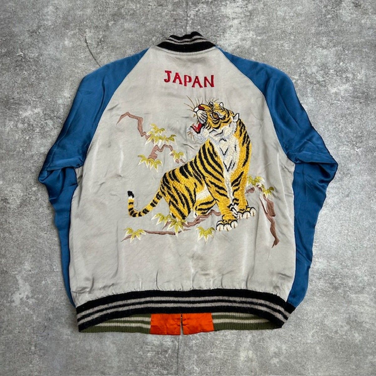 テーラー東洋 スカジャン 虎 日本地図 リバーシブル M 東洋エンタープライズ テーラー東洋 スカジャン 虎 日本地図 リバーシブル M 東洋