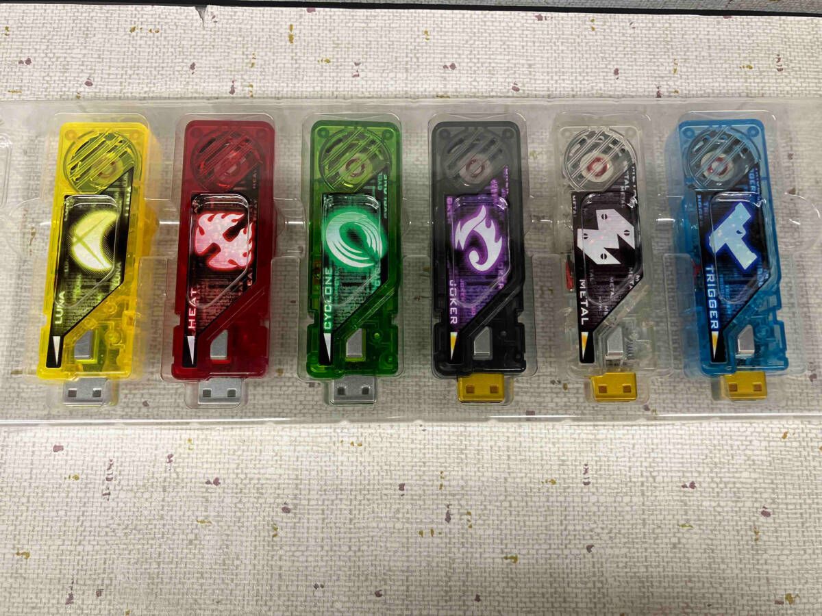 に登場する ゲーム・おもちゃ・グッズ CSM ガイアメモリ サイクロン