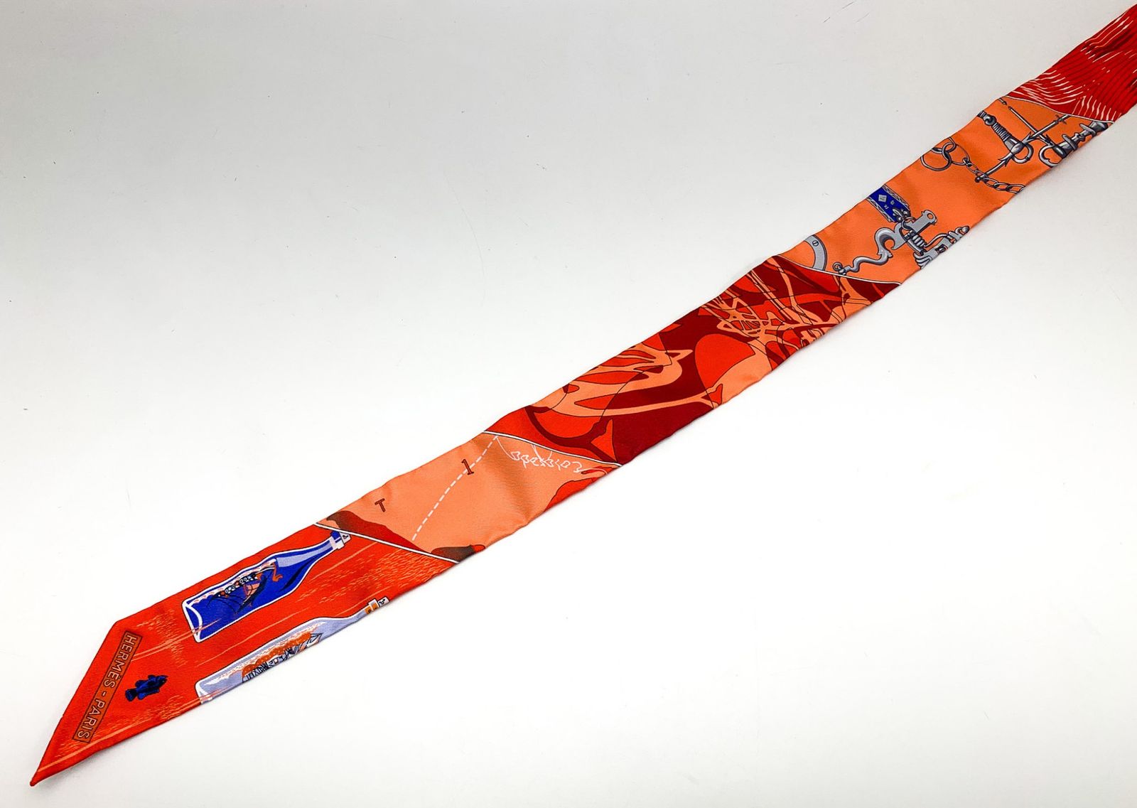 HERMES エルメス オレンジ系 カレーシュ ハミとボトル シルク