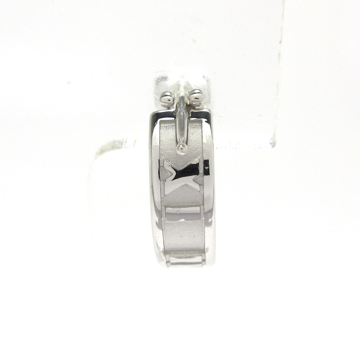 ピアス アトラス