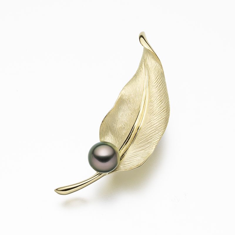 黒蝶パールブローチ 9.0mm 真珠 パール 冠婚葬祭 ギフト