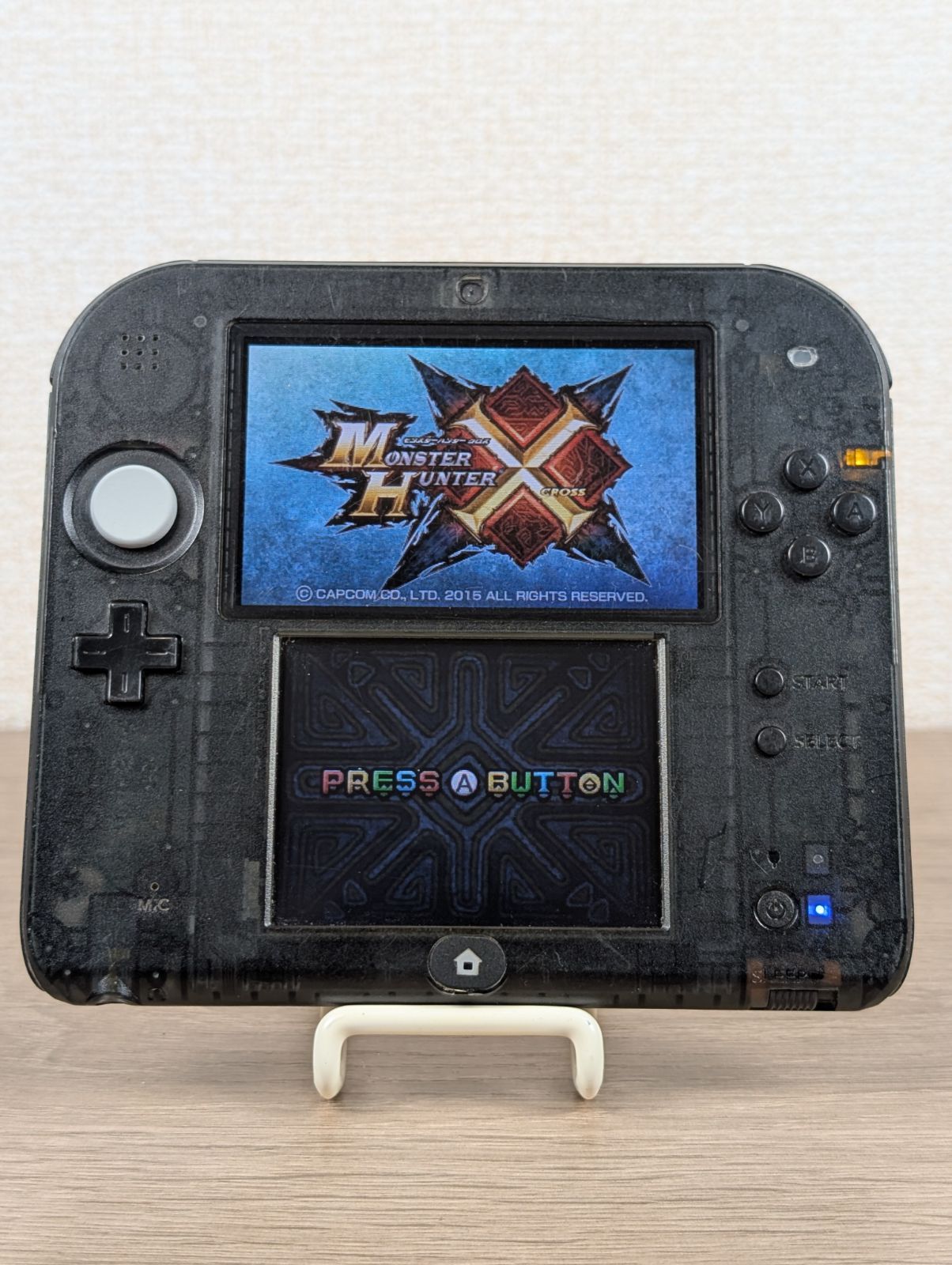 完動品】任天堂 ニンテンドー2DS クリアブラック 本体のみ 動作